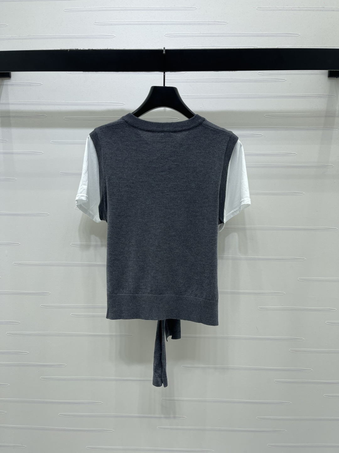Women's short sleeves